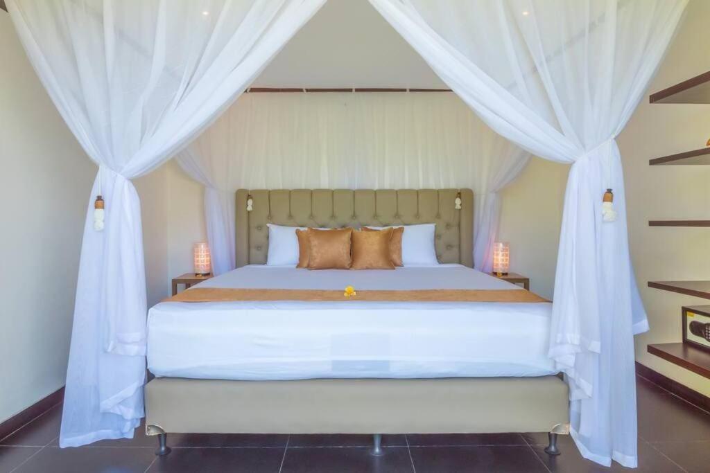 Villa Hidden Pearl, With Private Cook And Pool Karangasem Exteriör bild